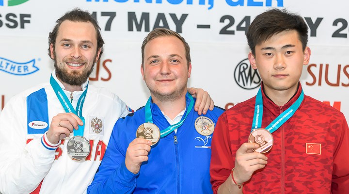 Сергей Каменский завоевал вторую медаль на этапе Кубка мира в Мюнхене